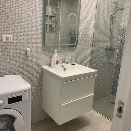 公寓 Velvet 64 Pe Plaja *