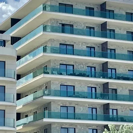 Velvet 64 Pe Plaja 公寓